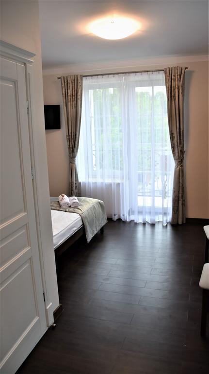 Willa Różana - Apartamenty i Pokoje Gościnne Sandomierz Exterior foto