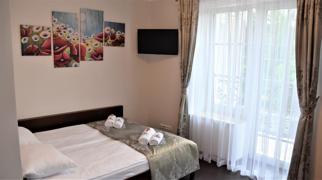Willa Różana - Apartamenty i Pokoje Gościnne Sandomierz Exterior foto